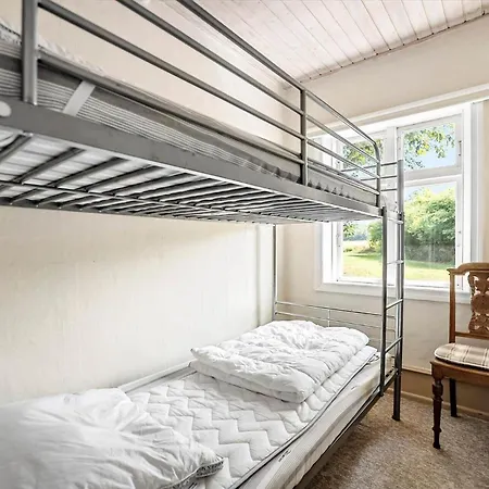 4771-aakirkeby-sondre-landevej-104-lejl-a Feriehus